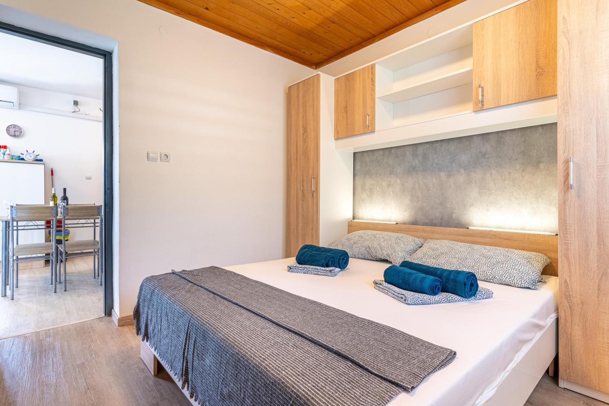 Kuca Matanovic Apartment Cres Exterior photo